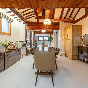 Memory Jongro Hanok 아파트