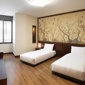 Ibis Ambassador Myeongdong Seoul